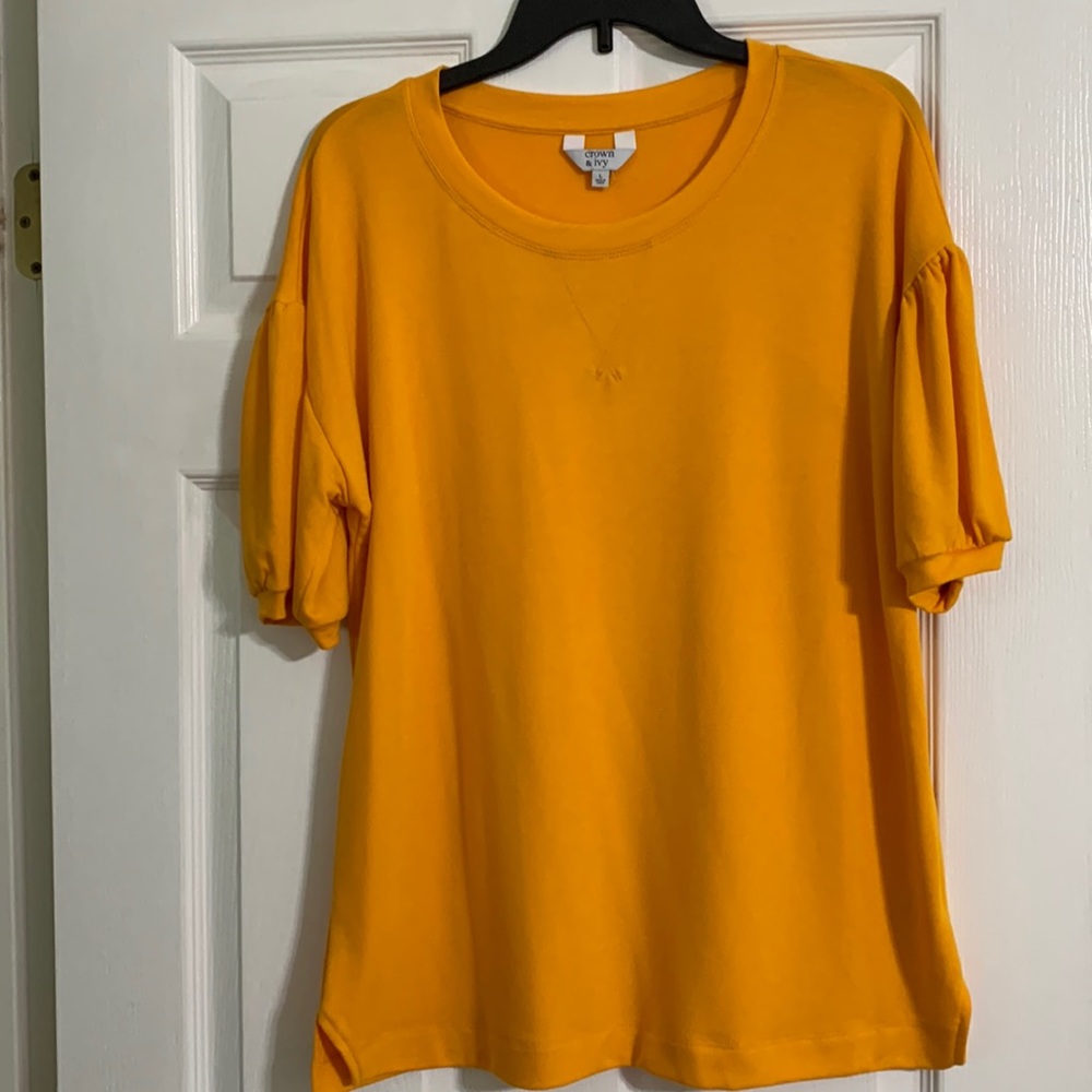 Crown & ivy puff sleeve sweatshirt